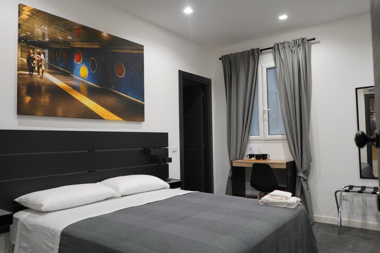 Dimora Metro Santacroce Bed & Breakfast Naples Exterior photo